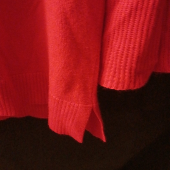 525 America Pink ruffle sleeve sweater - Picture 7 of 9